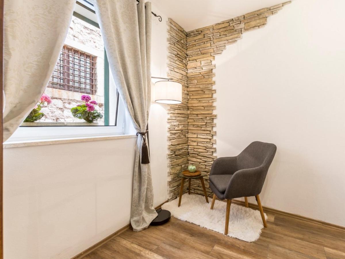 Iron Gates Apartments Спліт Екстер'єр фото