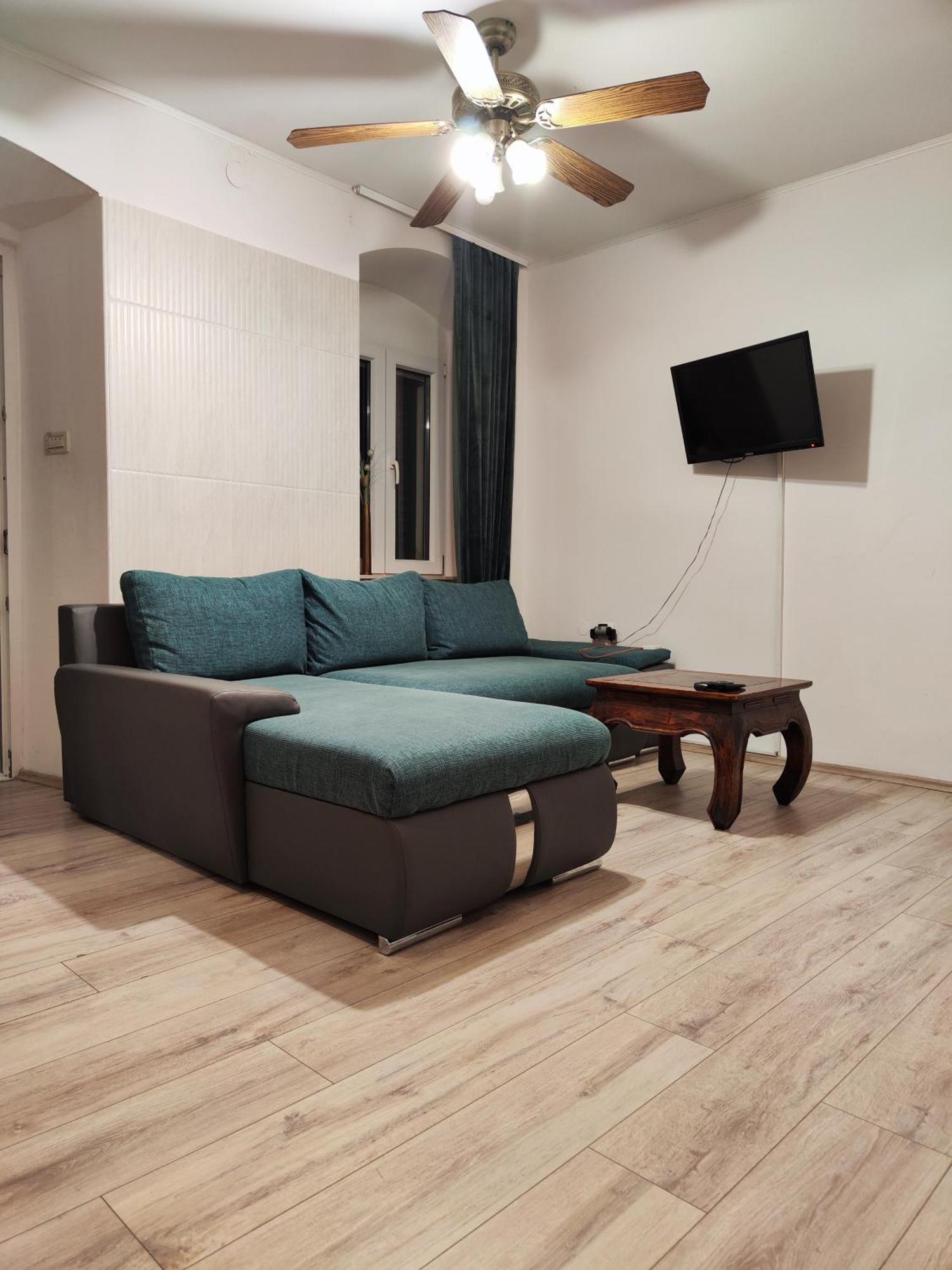 Iron Gates Apartments Спліт Екстер'єр фото