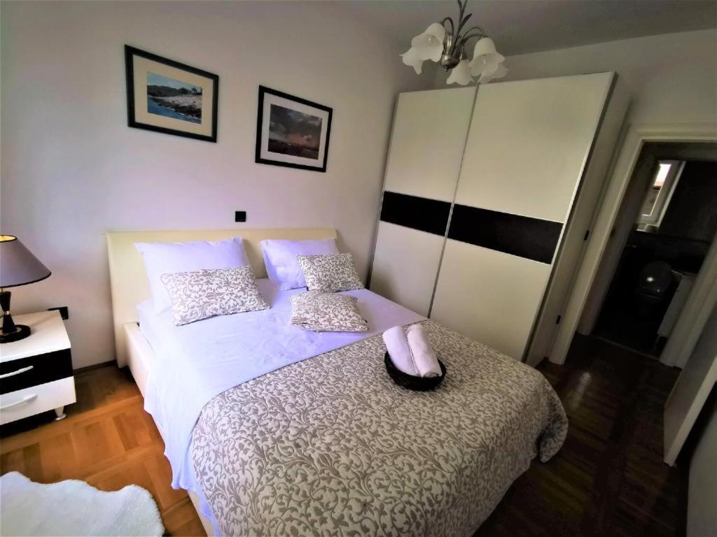 Iron Gates Apartments Спліт Екстер'єр фото