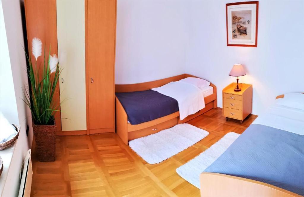 Iron Gates Apartments Спліт Екстер'єр фото